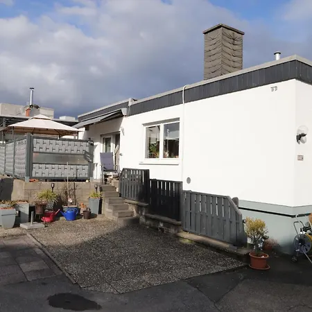Individual - Zentrale, Ruhige In Innenstadt - Kueche, Parkplatz, Terrasse, Smarttv, Netflix Apartment Bitburg