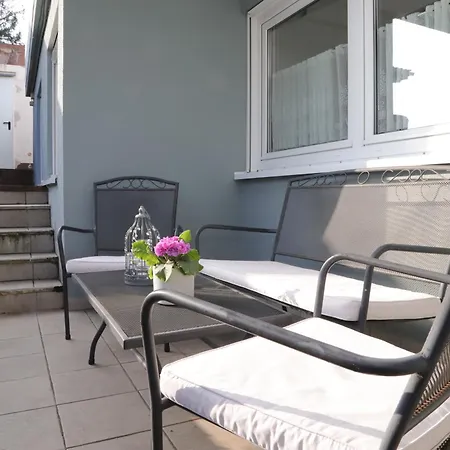 Individual - Zentrale, Ruhige In Innenstadt - Kueche, Parkplatz, Terrasse, Smarttv, Netflix Apartment Bitburg