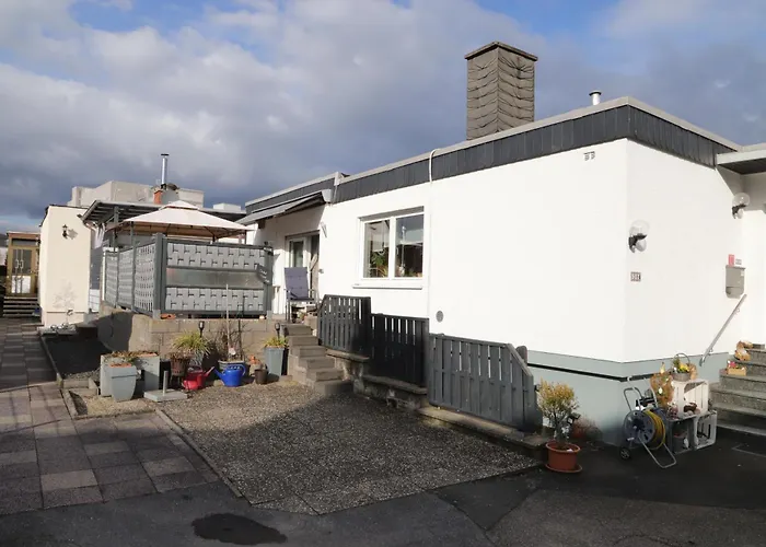 Individual - Zentrale, Ruhige In Innenstadt - Kueche, Parkplatz, Terrasse, Smarttv, Netflix Apartment Bitburg