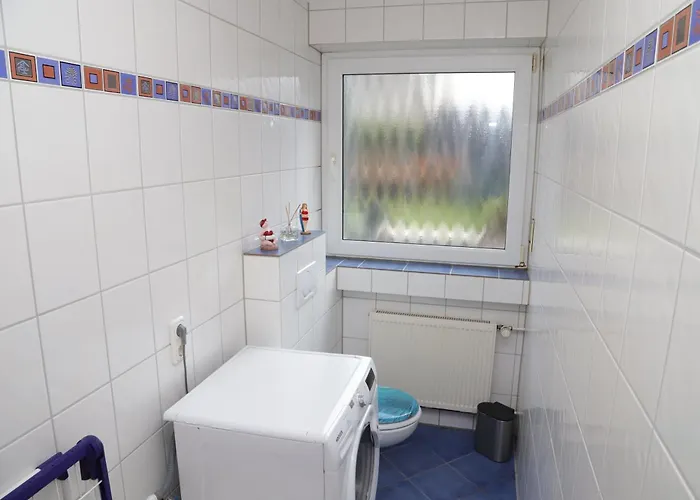 Apartment Individual - Zentrale, Ruhige In Innenstadt - Kueche, Parkplatz, Terrasse, Smarttv, Netflix