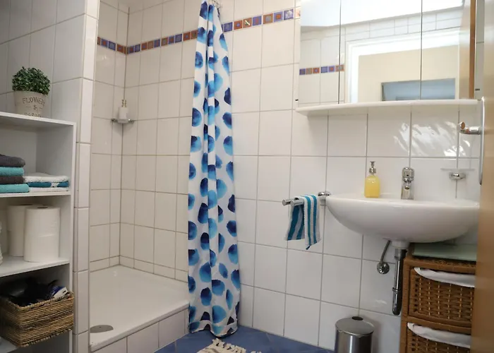 Individual - Zentrale, Ruhige In Innenstadt - Kueche, Parkplatz, Terrasse, Smarttv, Netflix Apartment Bitburg