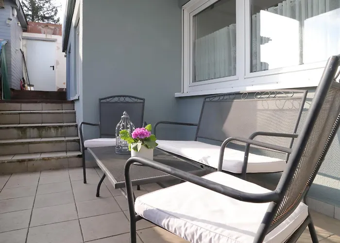 Individual - Zentrale, Ruhige In Innenstadt - Kueche, Parkplatz, Terrasse, Smarttv, Netflix Apartment Bitburg